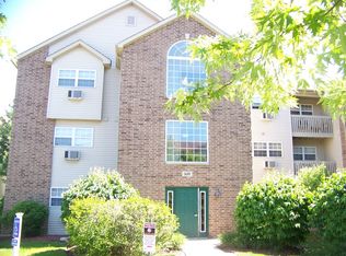 430 Cunat Blvd APT 1D, Richmond, IL 60071