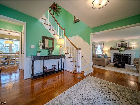 4th image of 2024 Burlington Rd