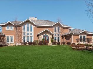 36W642 Lancaster Rd, St Charles, IL 60175