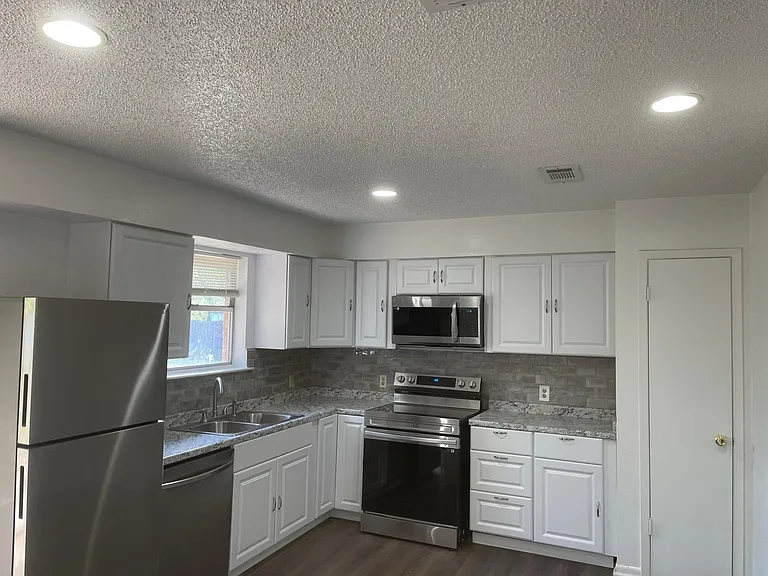 401 E Reunion St — Photo 1