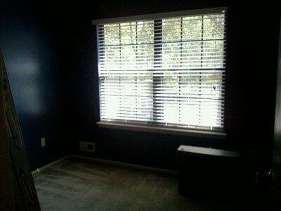 5th image of 90 Liberty Ct #1808