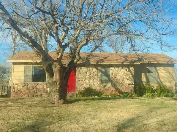 1102 Ireland St, Wichita Falls, TX 76301