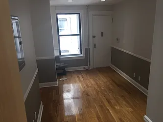 Rented by Kenneth Rosenblum, LREB