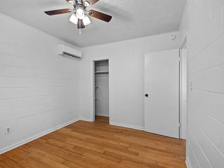 Taylor Street Towers — Photo 19
