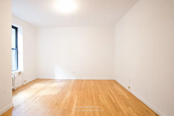 Rented by Copperwood Real Estate | media 18