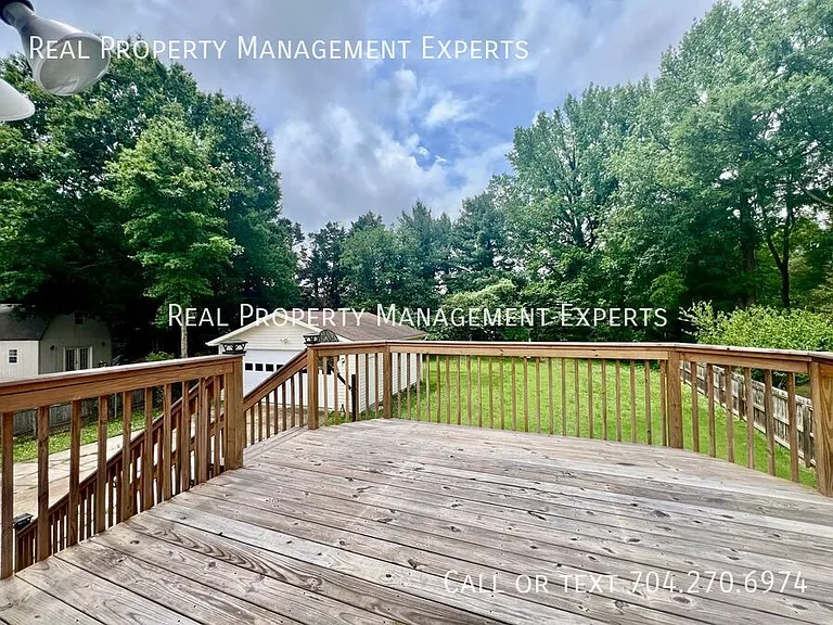 5120 Speyside Ct — Photo 17