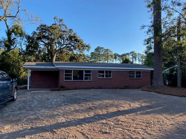 2722 Canary Dr, Brunswick, GA 31520
