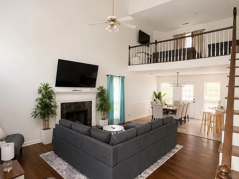 5931 Green Meadow Way — Photo 14