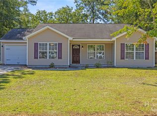116 Knotty Pine Cir, Springfield, GA 31329
