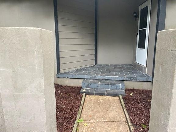 5th image of 3296 Little John Dr