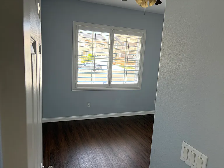 29523 Hyperion St — Photo 6