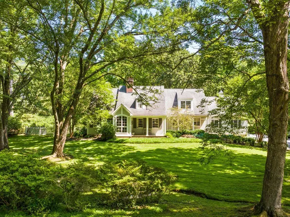 4 Chittenden Ln, Owings Mills, MD 21117