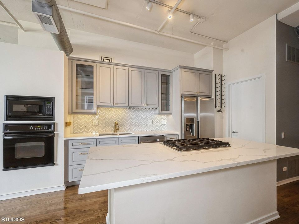 1st image of 130 S Canal St APT 507
