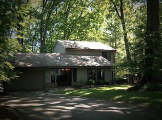 11248 Handlebar Rd, Reston, VA 20191