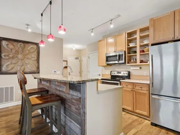 445 Wacouta St Unit 113, Saint Paul, MN 55101