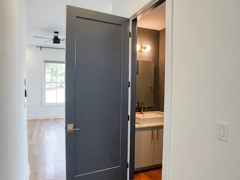 157 Ravenhurst Ln — Photo 15