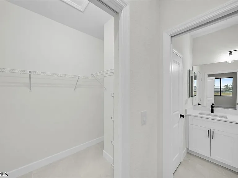 16229 Cape Horn Blvd — Photo 11