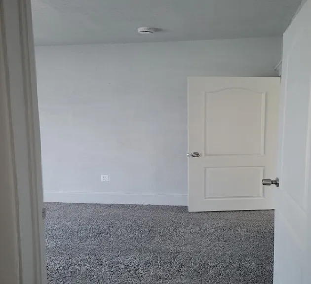 343 Elmhurst St — Photo 13