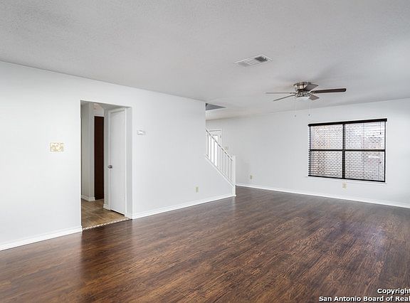 4th image of 4542 Sherwood Way