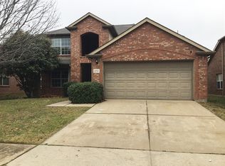 8705 King Ranch Dr, Crossroads, TX 76227