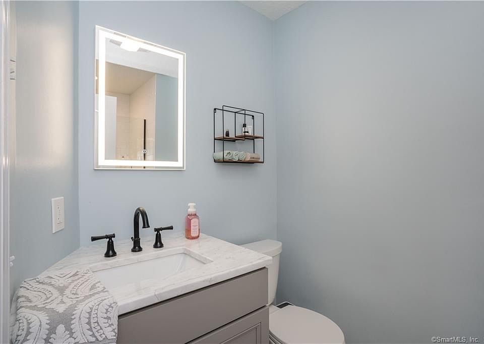 Arrowhead Condominiums Wolcott, CT Zillow