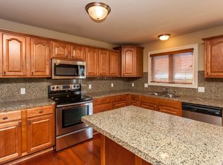4502 163rd St, Urbandale, IA 50323