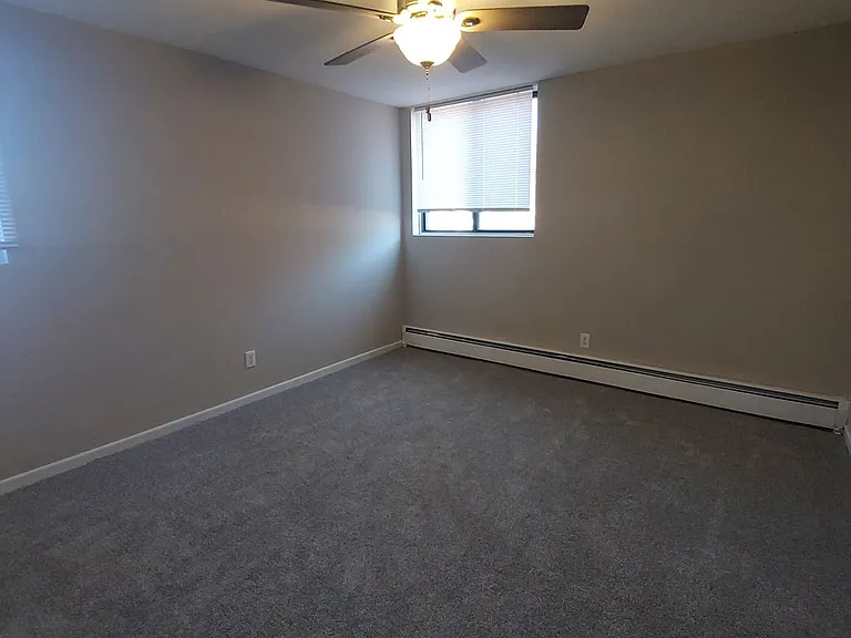 St. Anthony Park Apartments — Photo 16
