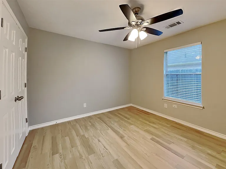 3344 Zubin Ln — Photo 10