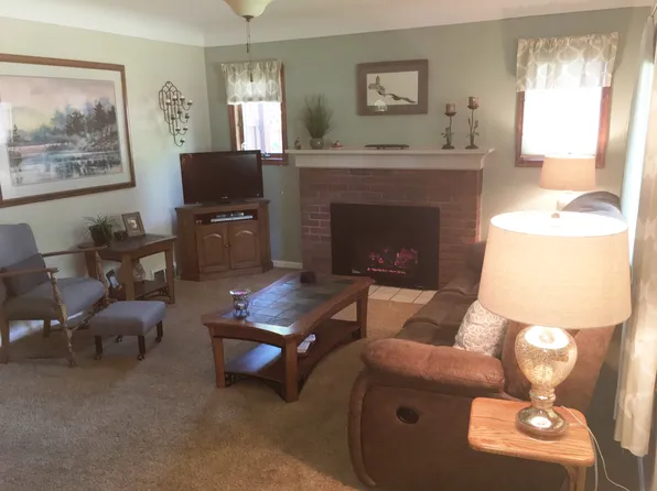 1212 Summit Ave, Cloquet, MN 55720
