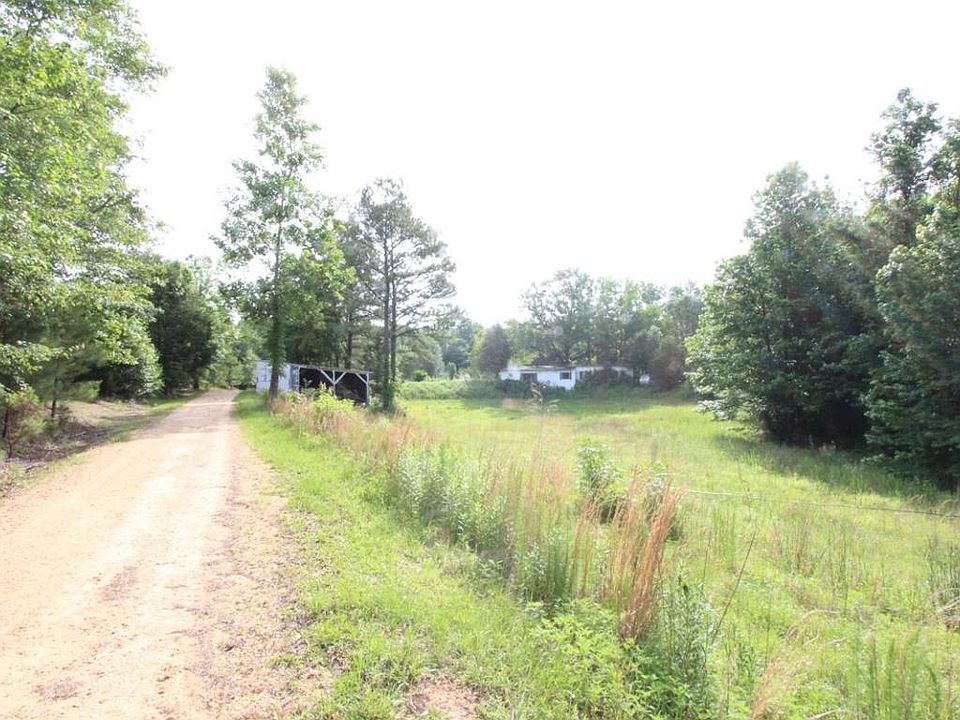 2nd image of 1044 Cobb Stump Rd