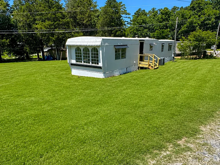 120 Ash Nicole Ln — Photo 2