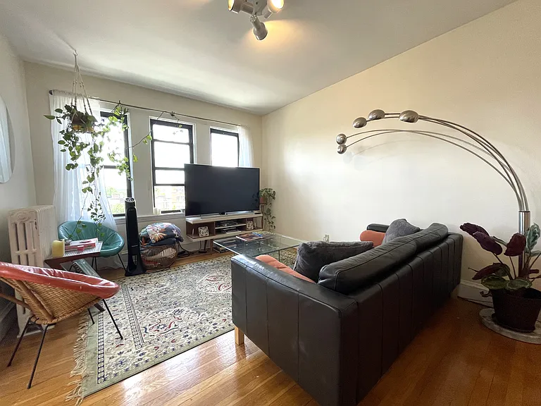 1666 Commonwealth Ave #51A — Photo 1