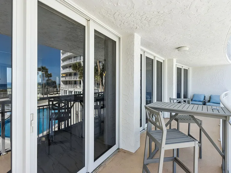 1601 Ocean Dr S #110 — Photo 37