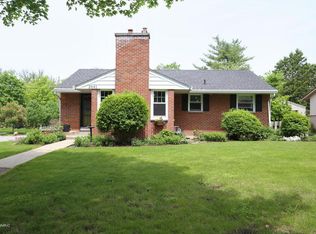2641 Albert Dr SE, East Grand Rapids, MI 49506