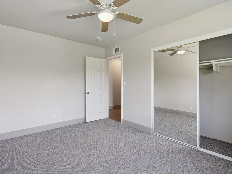 1539 W Stanford St #B — Photo 16