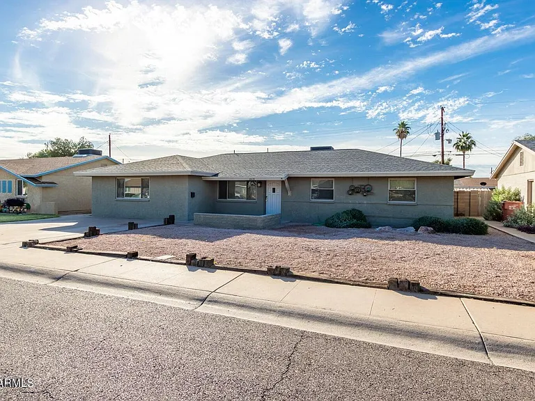 8419 E Granada Rd — Photo 2