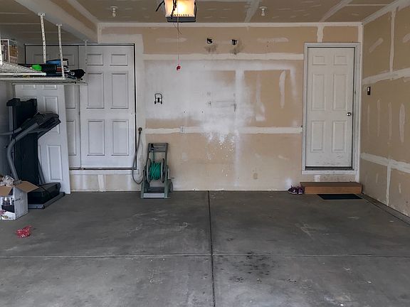 2nd image of 2733 Bastion Dr