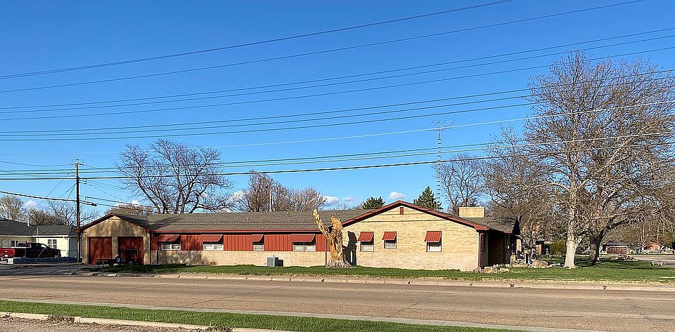 1st image of 1421 W C St