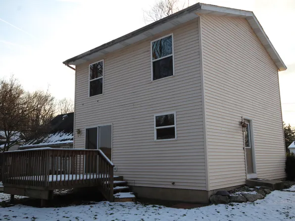 733 S Davis St, Vicksburg, MI 49097