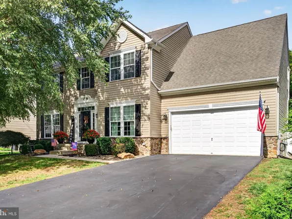 414 Arnold Dr, Florence, NJ 08518