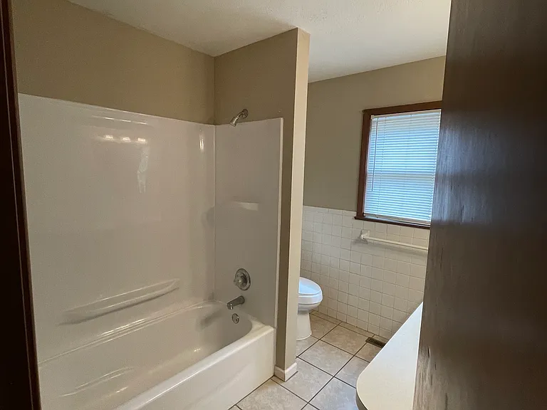 1333 S Ventura Ave — Photo 27