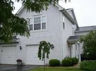 2473 Frost Dr, Aurora, IL 60503