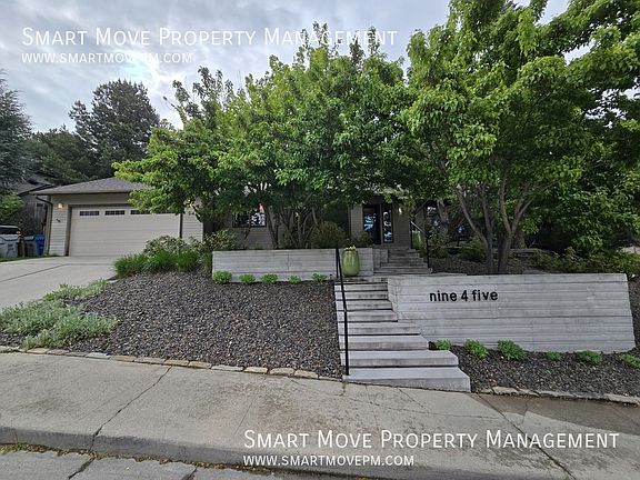 3rd image of 945 E Hearthstone Dr