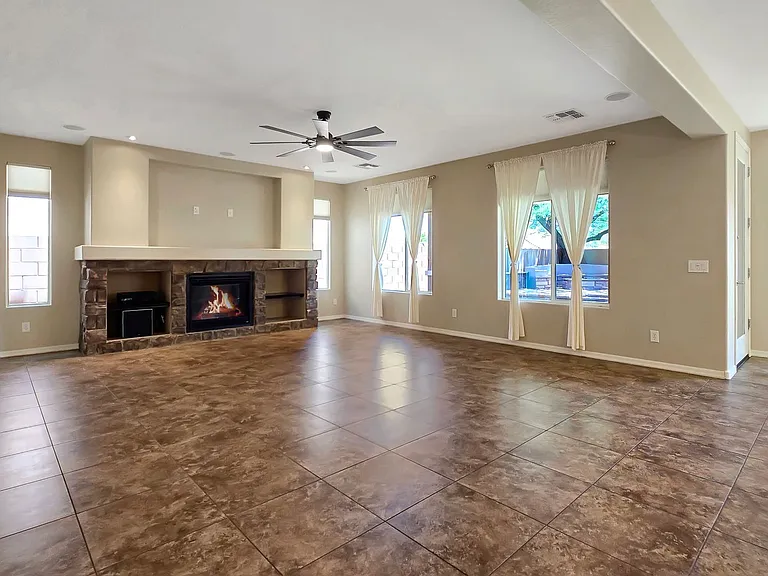 20737 W Valley View Dr — Photo 20