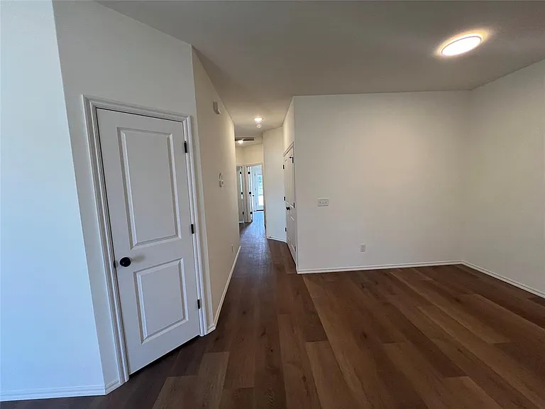 206 Mason Ct — Photo 8