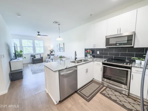 2314 E HIDALGO Avenue, Phoenix, AZ 85040