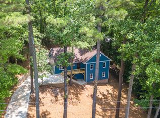 2105 Hillock Dr, Raleigh, NC 27612