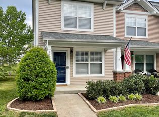 3275 Harpeth Springs Dr, Nashville, TN 37221