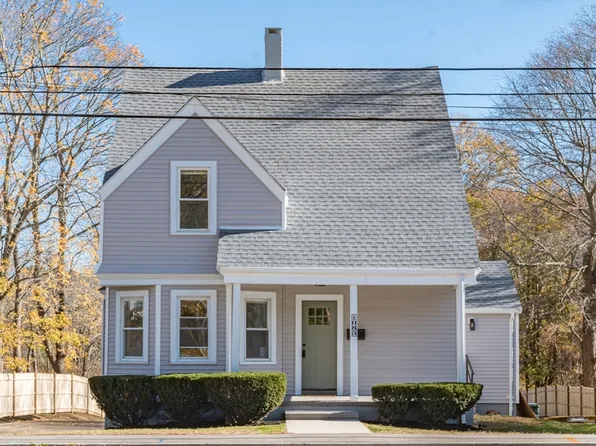 1085 Bedford St, Abington, MA 02351