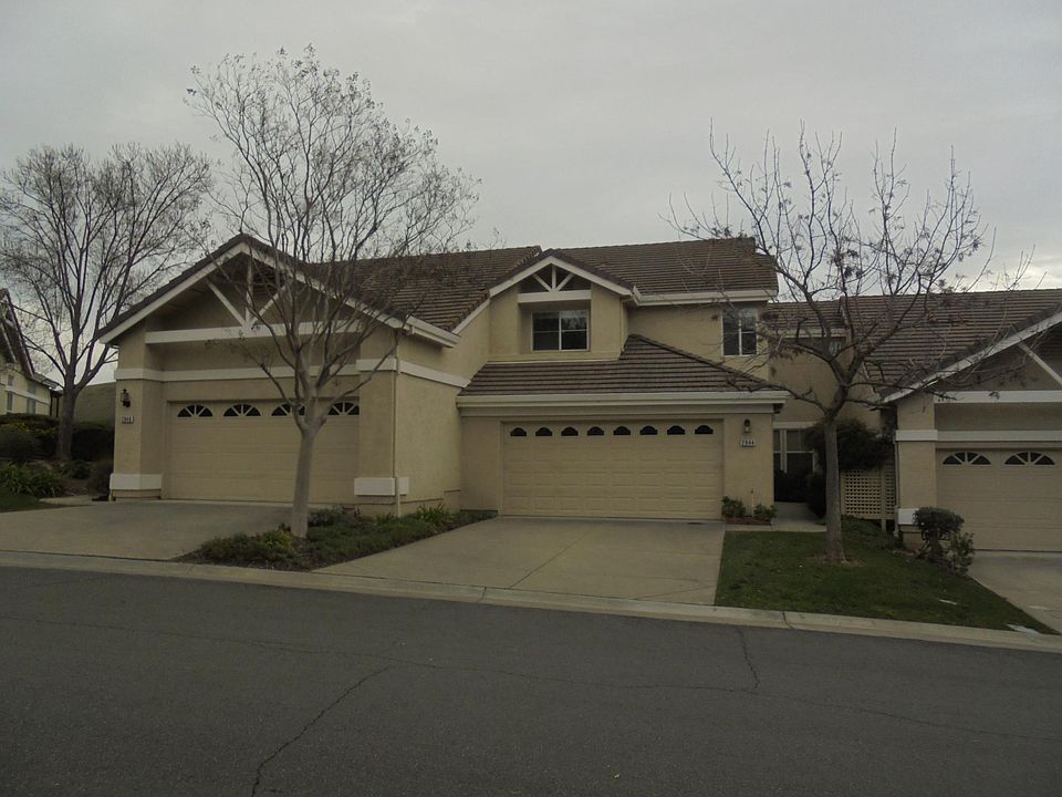 1st image of 2844 Calle De Cordoba